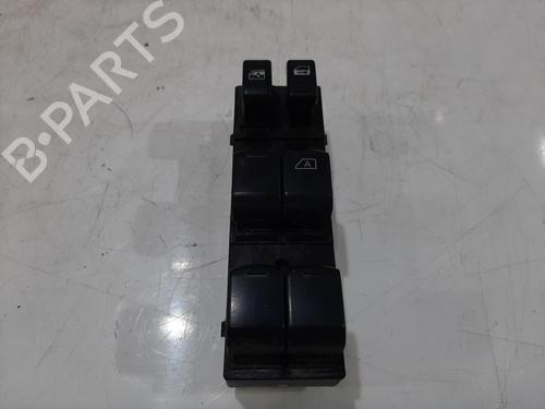 Used Switch Switch NISSAN X-TRAIL II (T31) 2.0 dCi 4x4 (173 hp) 33940820 33940820