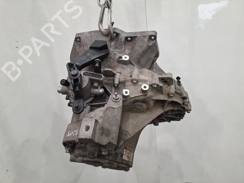 Gearbox VOLVO V40 Hatchback (525) D2 | BP29417523M3 