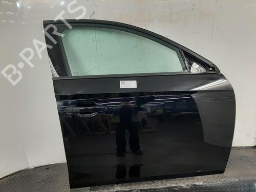 Used Right front door Right front door VAUXHALL CORSA Mk V (F) 1.2 (101 hp) 39888938 39888938