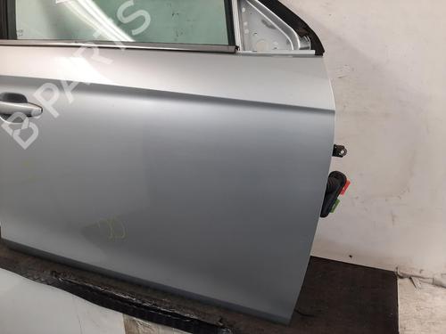 Right front door VAUXHALL CORSA Mk V (F) 1.2 | BP30142306C3