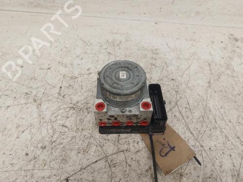 Used ABS pump VW GOLF VII (5G1, BQ1, BE1, BE2) 1.6 TDI (105 hp) 26816863