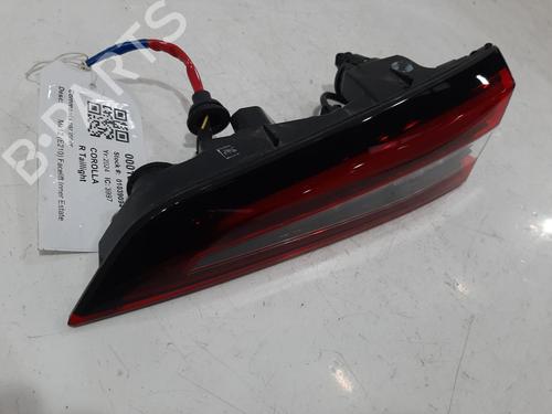 Right taillight TOYOTA COROLLA Estate (_E21_) 1.8 VVTi Hybrid (ZWE219) | BP32027450C35