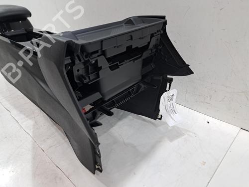 Middle console CITROËN C4 III (BA_, BB_, BC_) 1.2 PureTech 130 (BAHNSA, BAHNSB) | BP31927862I22