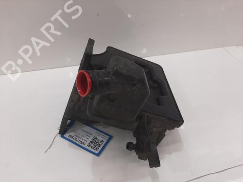 Used Windscreen washer tank Windscreen washer tank SKODA RAPID (NH3, NK3, NK6) 1.2 TSI (105 hp) 36383829 36383829