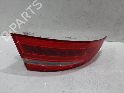 Venstre baglygte JAGUAR XE (X760) 2.0 D (180 hp) 33179831