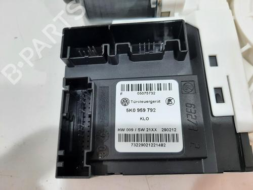 Front left window mechanism VW GOLF VI (5K1) 1.6 TDI | BP36879332C22 - Image 4