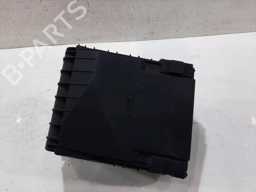 Used Fuse box Fuse box VW GOLF VI (5K1) 1.4 TSI (122 hp) 33179678 33179678