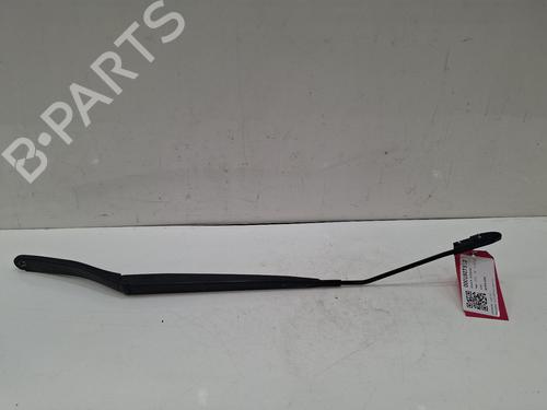 Used Front windshield wiper arm Front windshield wiper arm 38328063 38328063