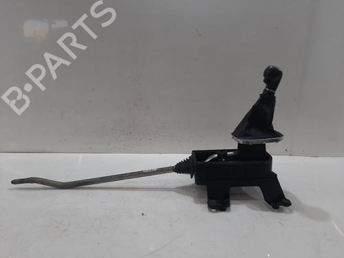 Used Gear lever Gear lever VAUXHALL CORSA Mk IV (E) (X15) 1.4 (75 hp) 36047017 36047017