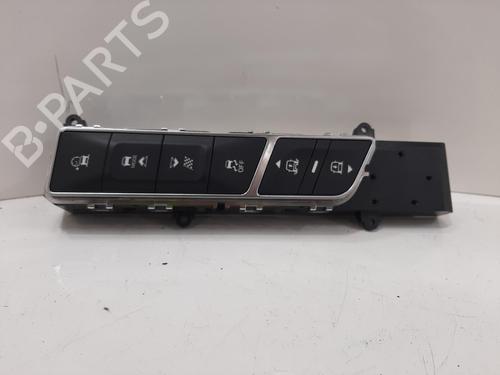 electronic-module-jaguar-i-pace-x590-2018-34149590 main image