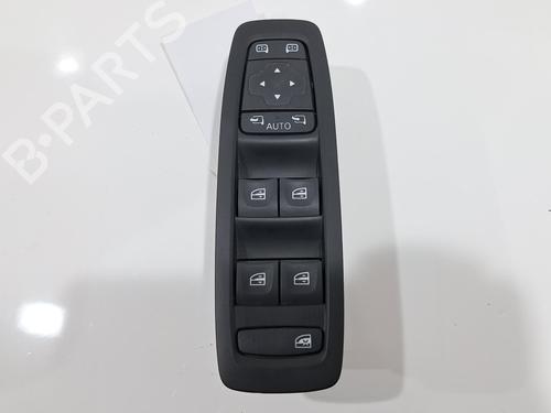 Used Switch RENAULT MEGANE IV Hatchback (B9A/M/N_) 1.5 dCi 110 (B9A3) (110 hp) 30324394