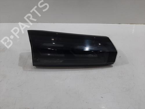 Farolim esquerdo Farolim esquerdo PEUGEOT 2008 II (UD_, US_, UY_, UJ_, UR_, UC_) 1.2 PureTech 130 (USHNS, URHNS) (130 hp) 34149904 34149904