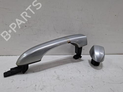 front-left-exterior-door-handle-fiat-500x-334_-2014-39569925 main image