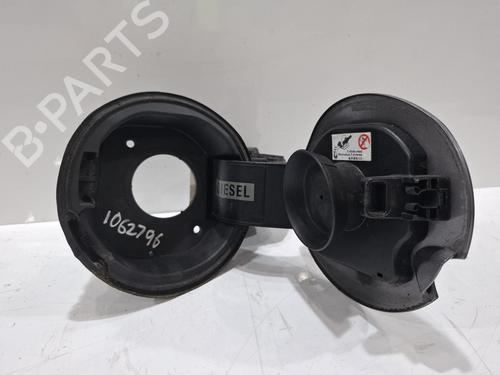 Used Fuel flap Fuel flap RENAULT MEGANE III Hatchback (BZ0/1_, B3_) 1.5 dCi (BZ09, BZ0D, BZ1W, BZ29, BZ14) (110 hp) 39667977 39667977