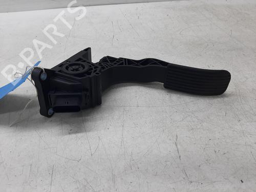 Pédale MERCEDES-BENZ VITO Mixto (Double Cabin) (W447) 114 CDI (447.701, 447.703, 447.705) (136 hp) 31305045