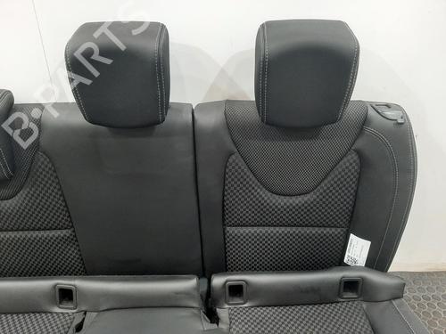 Sæde bagtil (2. række) RENAULT CLIO IV (BH_) 1.2 TCe 120 (BHAU) | BP30496502I23