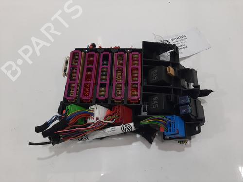 Boîte à Fusibles VW TOUAREG (CR7, RC8) 3.0 TDI 4motion (231 hp) 28100990