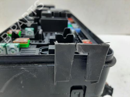 Fuse box LAND ROVER RANGE ROVER IV (L405) 4.4 SDV8 4x4 | BP30094743E1