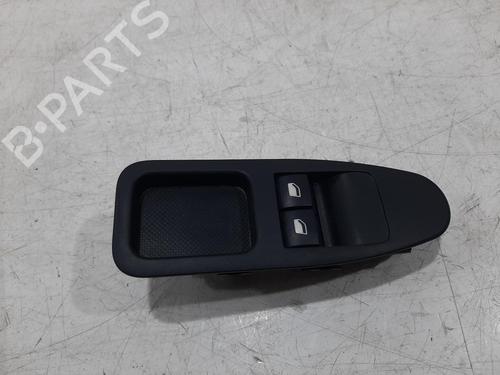 Used Switch Switch PEUGEOT EXPERT Van (VF3A_, VF3U_, VF3X_) 1.6 HDi 90 8V (90 hp) 34619850 34619850