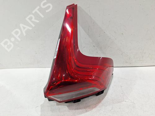Feu arrière droit VOLVO V40 Hatchback (525) D3 (150 hp) 31879556
