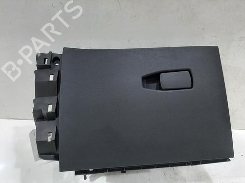 Used Glove box Glove box 31059189 31059189