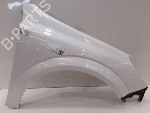 Used Right front fenders Right front fenders 37082203 37082203