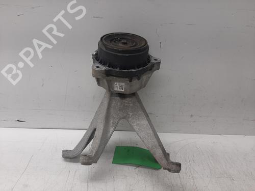 Used Engine mount BMW 8 Coupe (G15, F92) M 850 i xDrive (530 hp) 29235311