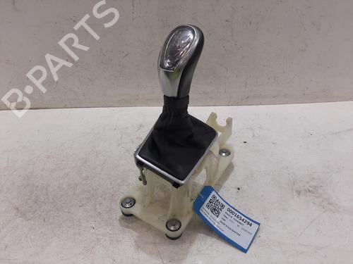 gear-lever-volvo-v40-hatchback-525-2012-2013-2014-2015-2016-2017-2018-2019-33010366 main image