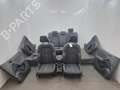 Used Seats set Seats set RENAULT CAPTUR II (HF_) E-TECH 145 (HFMU) (143 hp) 36773227 36773227