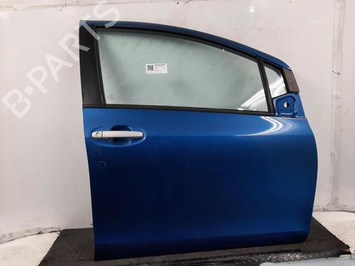 Used Right front door TOYOTA YARIS (_P9_) 1.33 VVT-i (NSP90_, NSP90R) (100 hp) 32240030