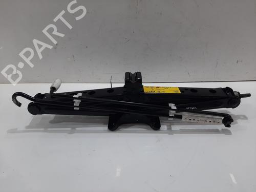 Used Jack Kit LAND ROVER RANGE ROVER SPORT II (L494) 4.4 SDV8 4x4 (340 hp) 29553436