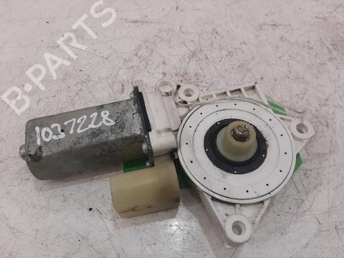 Alzavetro anteriore destra BMW 1 Coupe (E82) 120 i (170 hp) 31305421