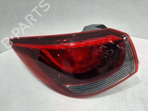 Feu arrière gauche MAZDA 2 Hatchback (DL, DJ) 1.5 SKYACTIV-G (90 hp) 31879073