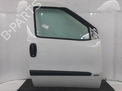 Used Right front door VAUXHALL COMBO Mk III (D) Box Body/MPV (X12) 1.3 CDTi (95 hp) 27634172