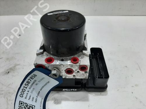 Used ABS pump VOLVO V40 Hatchback (525) D4 (190 hp) 30896950