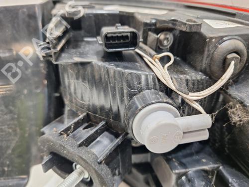 Right taillight RENAULT CLIO V (B7_) 1.0 TCe 100 (B7MT) | BP26863893C35