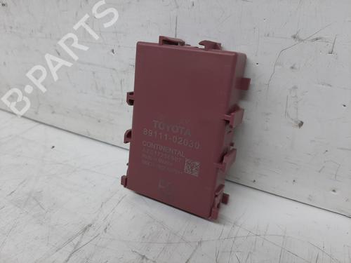 Control unit TOYOTA COROLLA Hatchback (_E21_, _EA1_, _EH1_) 1.8 Hybrid (ZWE211) | BP26757048M11 - Image 3