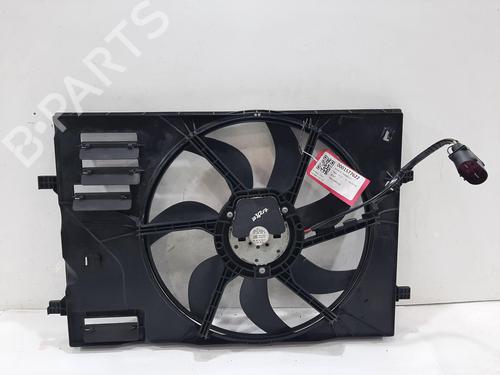 radiator-fan-vw-golf-vii-5g1-bq1-be1-be2-2012-2013-2014-2015-2016-2017-2018-2019-2020-2021-31032885 main image
