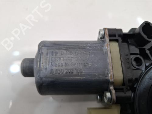 Front right window mechanism VW GOLF VI (5K1) 1.6 TDI | BP38532236C23 - Image 2