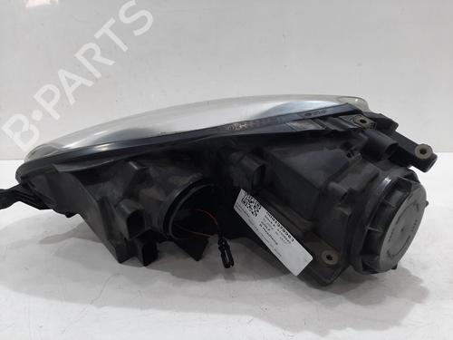 Right headlight VW GOLF V (1K1) 2.0 TDI 16V | BP26777475C29 