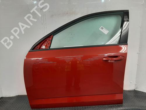 Used Left front door Left front door 38744039 38744039