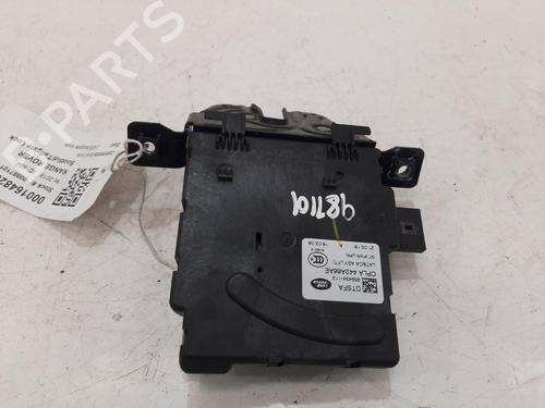 tailgate-lock-land-rover-range-rover-iv-l405-2012-2013-2014-2015-2016-2017-2018-2019-2020-2021-32718109 main image