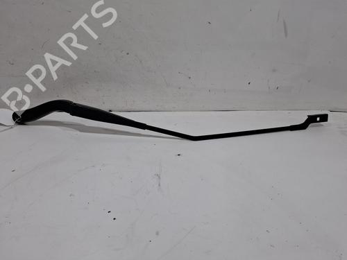 Used Front windshield wiper arm Front windshield wiper arm 39622442 39622442