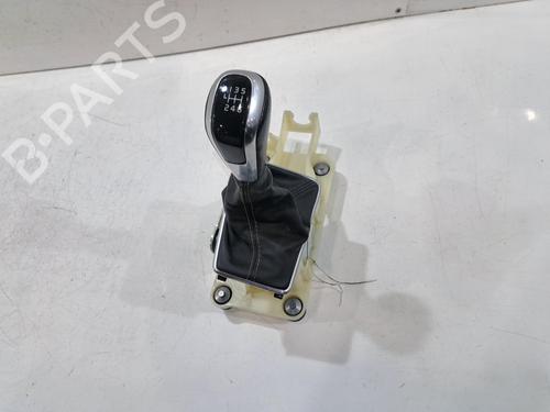 Gear lever VOLVO V40 Hatchback (525) D2 | BP31999363M90