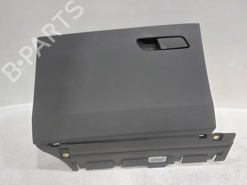 Used Glove box Glove box 26818144 26818144