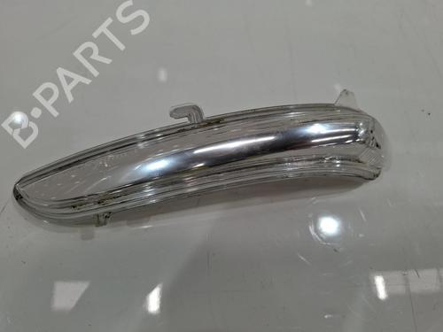 Used Right side indicator Right side indicator 39070567 39070567