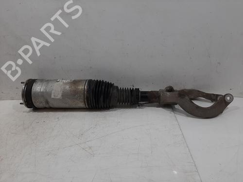 Used Right front shock absorber LAND ROVER RANGE ROVER IV (L405) 3.0 SDV6 Hybrid 4x4 (340 hp) 30585383