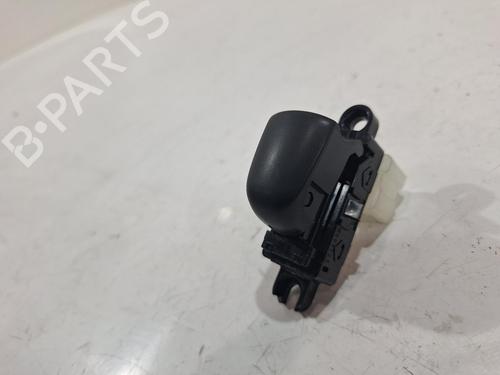 Switch NISSAN JUKE (F16_) 1.0 | BP31628280I30