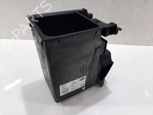 Used Middle console LAND ROVER RANGE ROVER IV (L405) 4.4 SDV8 4x4 (340 hp) 32528771