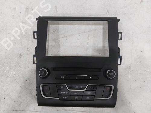 Used Climate control FORD MONDEO V Hatchback (CE) 2.0 TDCi (150 hp) 26778445